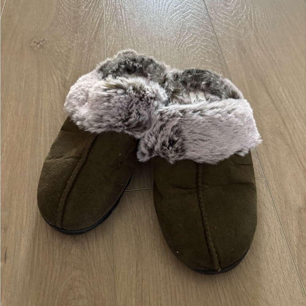 Cozy Faux Fur Lined Slippers